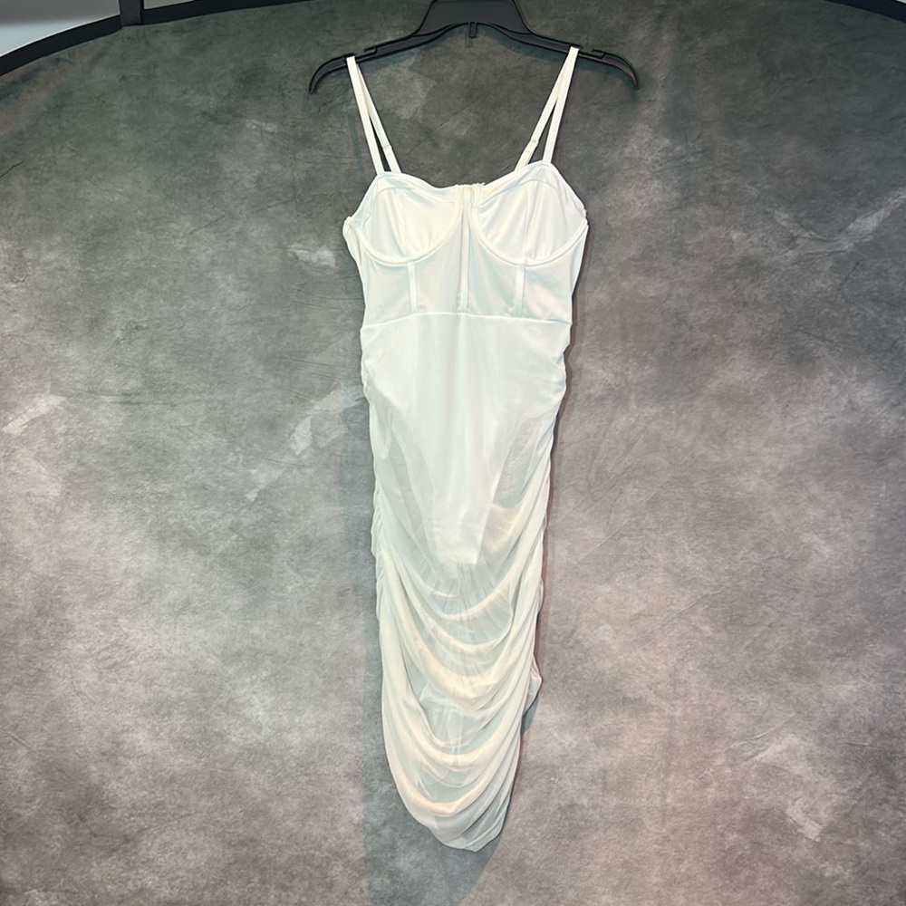White Dress - L
